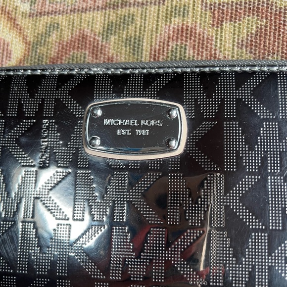 Michael Kors Gunmetal Wallet NWOT - Picture 5 of 6
